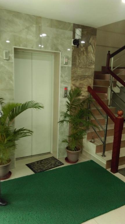 Metro Kochin Business Hotel Dış mekan fotoğraf