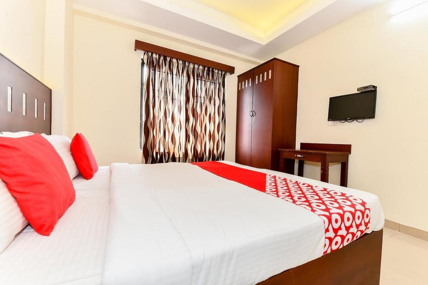 Metro Kochin Business Hotel Dış mekan fotoğraf